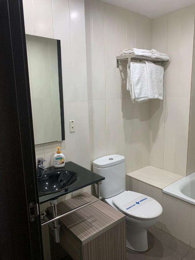 Estudio Arriola Suite Малага Экстерьер фото