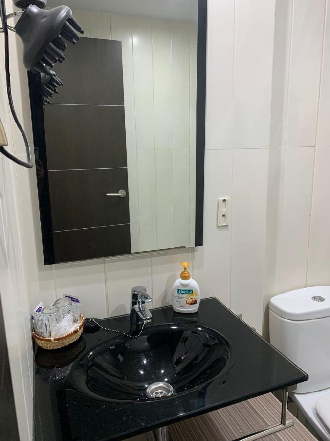 Estudio Arriola Suite Малага Экстерьер фото